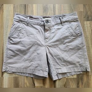 Lee Woman's Tan Shorts Size 10